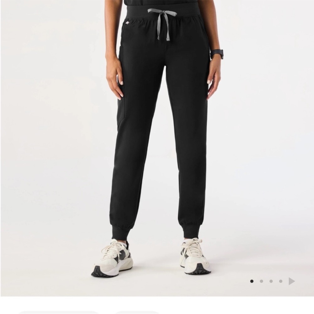 EUC WOMENS MEDIUM FIGS ZAMORA HIGH RISE JOGGERS SCRUBS PANTS